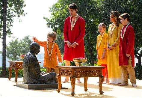 Can a Canadian Carry Off Bollywood Style? Justin Trudeau Finds Out - The New York Times