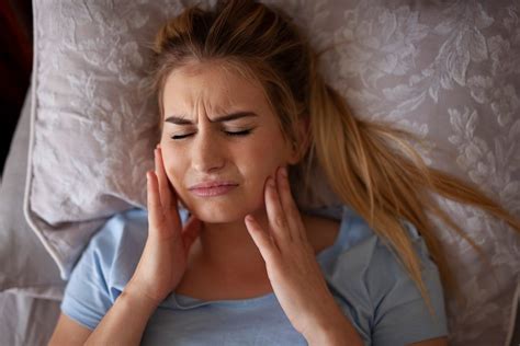 Bruxism or Jaw Clenching: Symptoms and Treatments | Sleepopolis