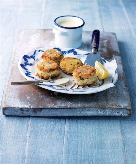 The lemon and capers in this easy smoked haddock fishcake recipe are ...