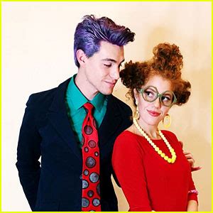 Mahogany Lox & Carlos Esparza’s Didi & Stu Pickles ‘Rugrats’ Costumes ...