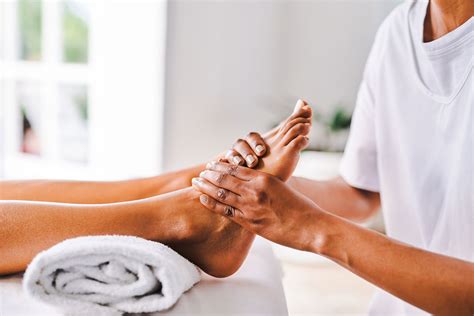 What Is Reflexology? | Rhizohm