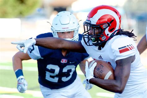 Bear Cubs football 2019 season opener vs. Fresno City College - The Oak Leaf