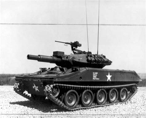 M551 Sheridan - Wikipedia | Tank warfare, Sheridan tank, War tank