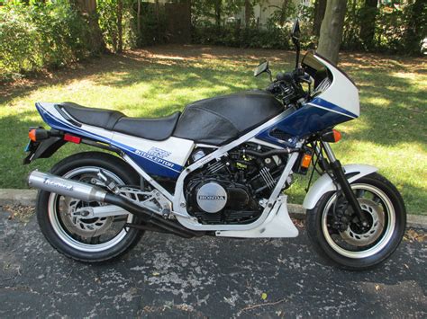 1983 Honda Interceptor V45 vf750f in excellent original cond, low mile classic!