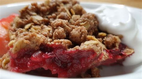 Apple And Rhubarb Crumble Vegan Recipe - Detox and Cure