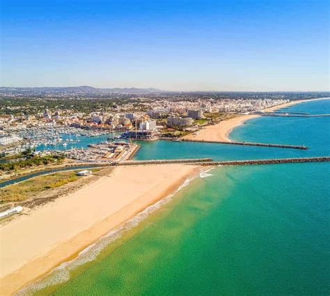 The best ways to travel from Faro to Vilamoura, Algarve