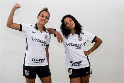 Corinthians Feminino : Elenco Corinthians Feminino 2020 - O corinthians derrotou o grêmio por 3 ...