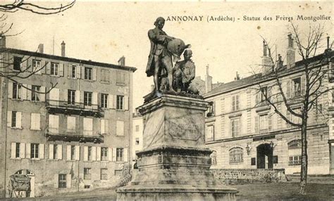 Annonay - ANNONAY Statue des freres Montgolfiers - Vroeger en Vandaag ...