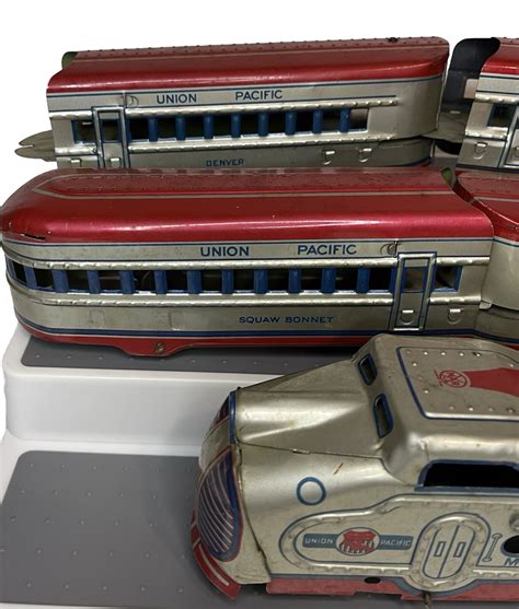 Pristine VINTAGE MARX M10005 1940 TIN LITHO UNION PACIFIC PASSENGER TRAIN SET | eBay