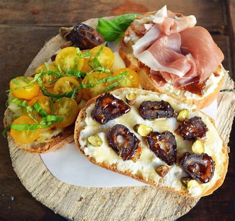 Ultimate Bruschetta Bar by Modern Honey. How to make a perfect ...