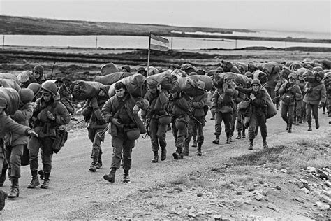 A 40 años de la guerra de las Malvinas: las memorias de cinco veteranos ...