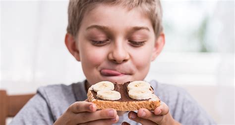 A cell hookup helps the tongue tell sweet from sour