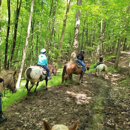 Spotted Horse Ranch - Hocking Hills Horseback Riding