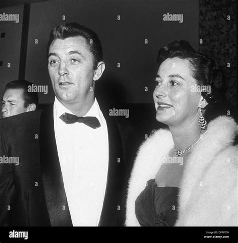 Dorothy mitchum hi-res stock photography and images - Alamy