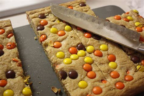 Easy Peasy Reese's Pieces Blondies ~ Dozen Flours