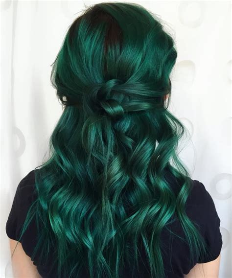 Pin by Jennifer Perry on Things to Wear | Dark green hair, Green hair ...