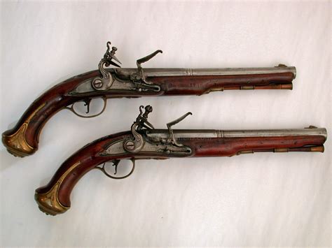 ANTIQUE GUNS | Collectibles Coach