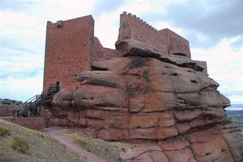 Castillo de Peracense (Aragona) Espana Mount Rushmore, Mountains ...