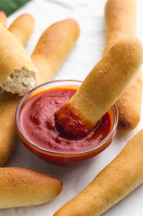 Olive Garden Breadsticks Recipe - Little Sunny Kitchen