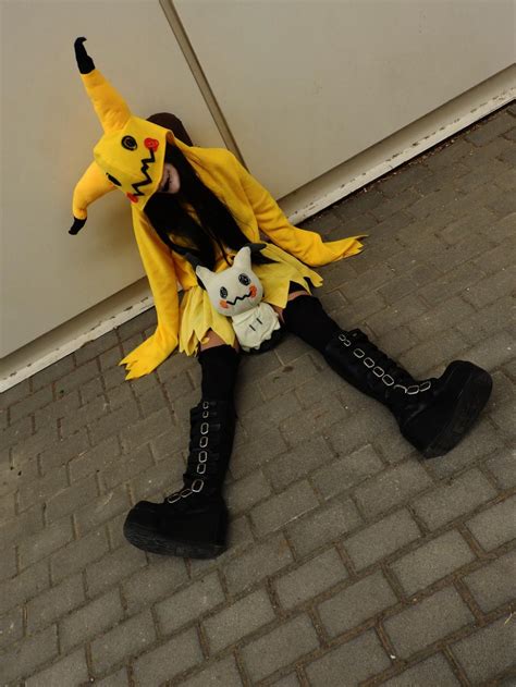 Mimikyu Cosplay by KunoichiPinkOsaki on DeviantArt | Pokemon costumes, Cosplay anime, Cute anime ...