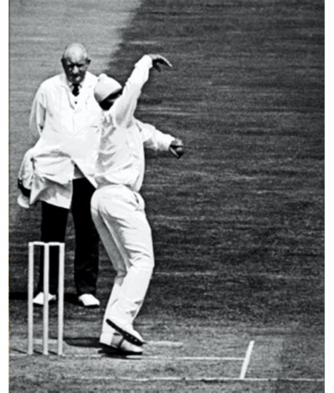 What was Bishan Singh Bedi’s bowling action like? Watch him toy with Australia | Cricket-world ...