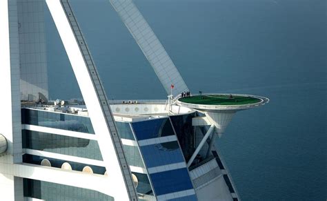 Burj Al Arab given first UAE helipad license - Arabian Business: Latest ...