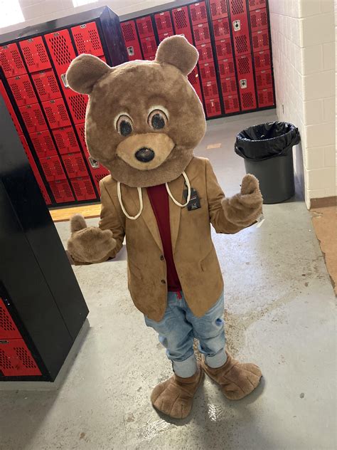 Kanye west bear suit for school spirit week : r/Kanye