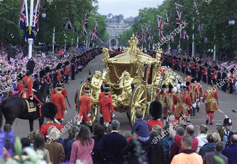 Queen Elizabeth Ii Golden Jubilee Celebrations Editorial Stock Photo ...