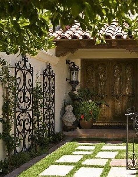 20+ Amazing Wall Outdoor Design Ideas - TRENDECORS