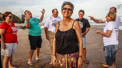 Laughter and tears as Cyclone Tracy survivors gather to remember | The ...