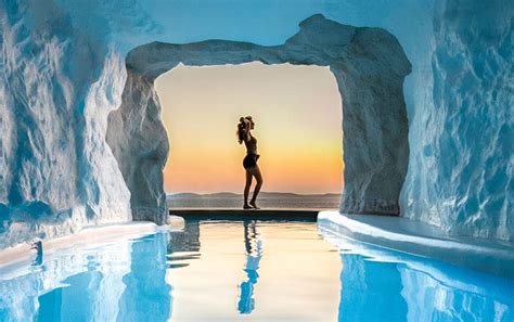 The 10 Most Beautiful Hotels in Mykonos, Greece