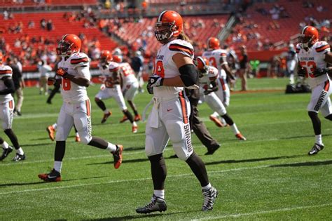 Browns uniform tracker: Dawgs to wear classic color combo for home ...