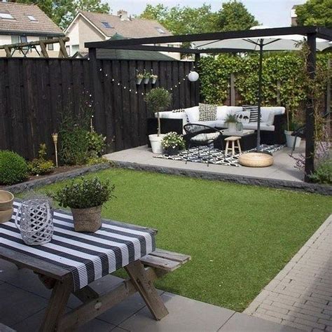 32 Beautiful Garden Design Ideas On A Budget - HOMYHOMEE | Small ...