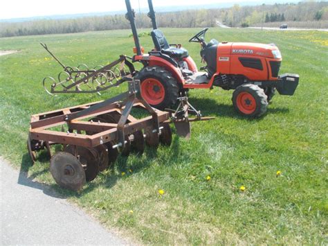 2012 B2320 Kubota Tractor with attachments | Farming Equipment ...