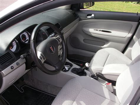 2008 Pontiac G5 - Interior Pictures - CarGurus