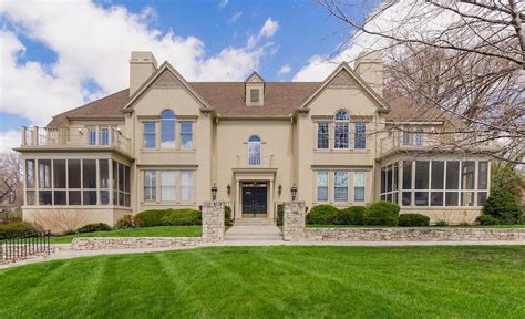 3950 Shawnee Mission Pkwy, Fairway, KS 66205 | MLS# 2470681 | Redfin