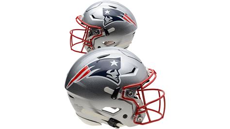 101 Best Patriots Gifts: The Ultimate List (2019)