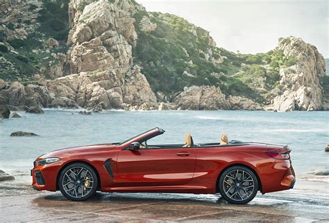 BMW M8 CONVERTIBLE 2020 - CARSNTRAVEL