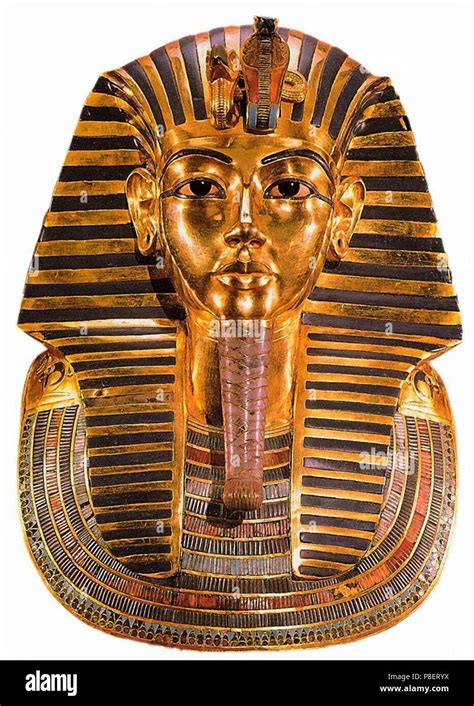 Mask of Tutankhamun's mummy from Tutankhamun's tomb. Museum: The Egyptian Museum, Cairo Stock ...