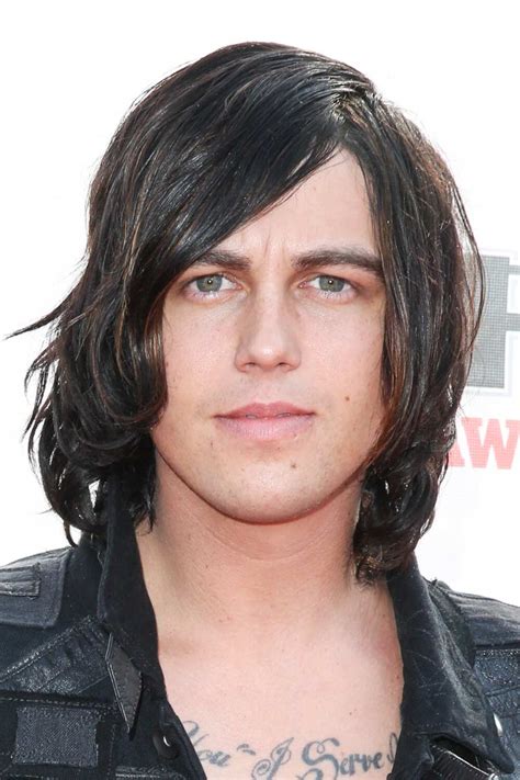 Kellin Quinn bio: Age, height, net worth, career, wife, daughter - Legit.ng