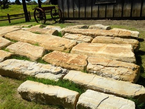 The 'Rock Wall' Of Rockwall, Texas - CBS Texas