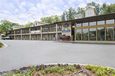 Days Inn by Wyndham Cartersville | Cartersville, GA Hotels