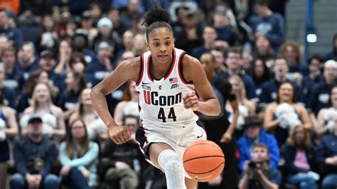 Aubrey Griffin injury update: UConn veteran out for season