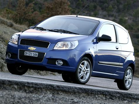 Fotos de Chevrolet Aveo 3 puertas 2007