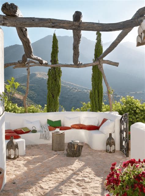 46 Delightful Mediterranean Outdoor Areas - DigsDigs