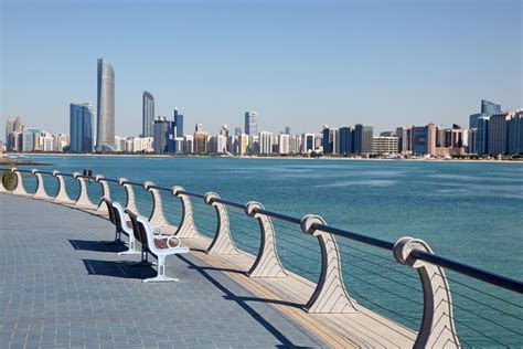 How Hot is Abu Dhabi in August? Weather & Events in August 2022