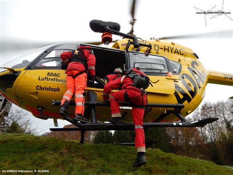 ADAC’s first EC145 T2 rescue winch training – BlueSkyRotor.com