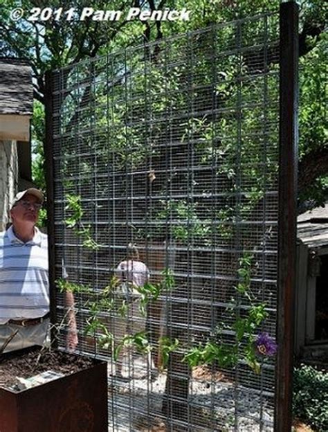 18 Creative Ways To Use Cattle Pen Panels - Homestead & Survival