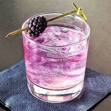 Purple Gin Glittery Cocktail using Edible Cocktail Glitter