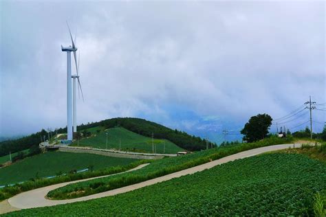 Wind Power Generation Farm in Taebaek | 태백 매봉산 바람의 언덕 | travel oriented | Flickr